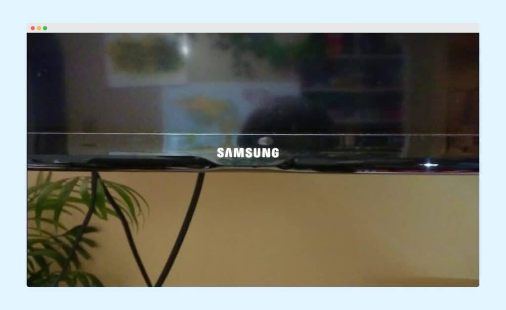 turn off samsung tv to clean it
