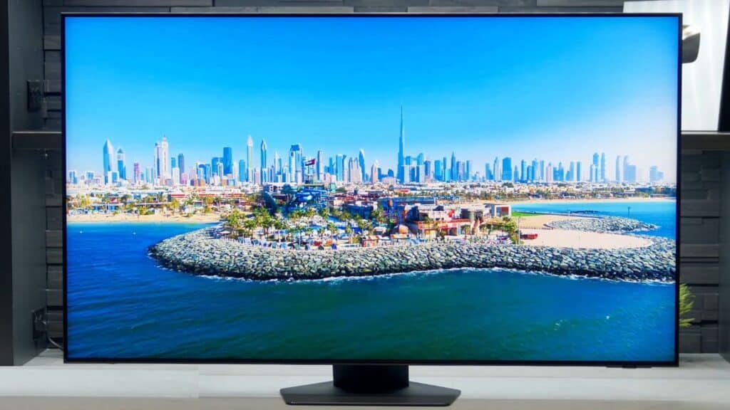 Samsung QN85B Smart TV Design